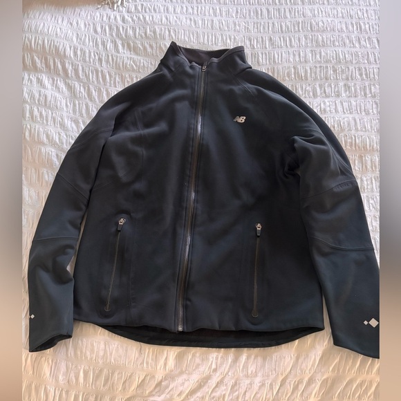 New Balance Black Lightweight Athletic Jacket - Picture 1 of 9